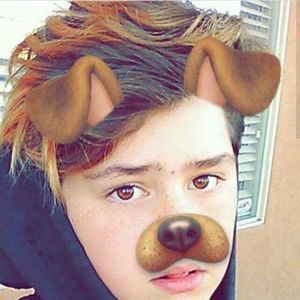 Meet your Posher, Ethan